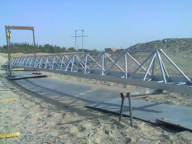 凌河专业承揽大中小型喷涂翻新施工业务！